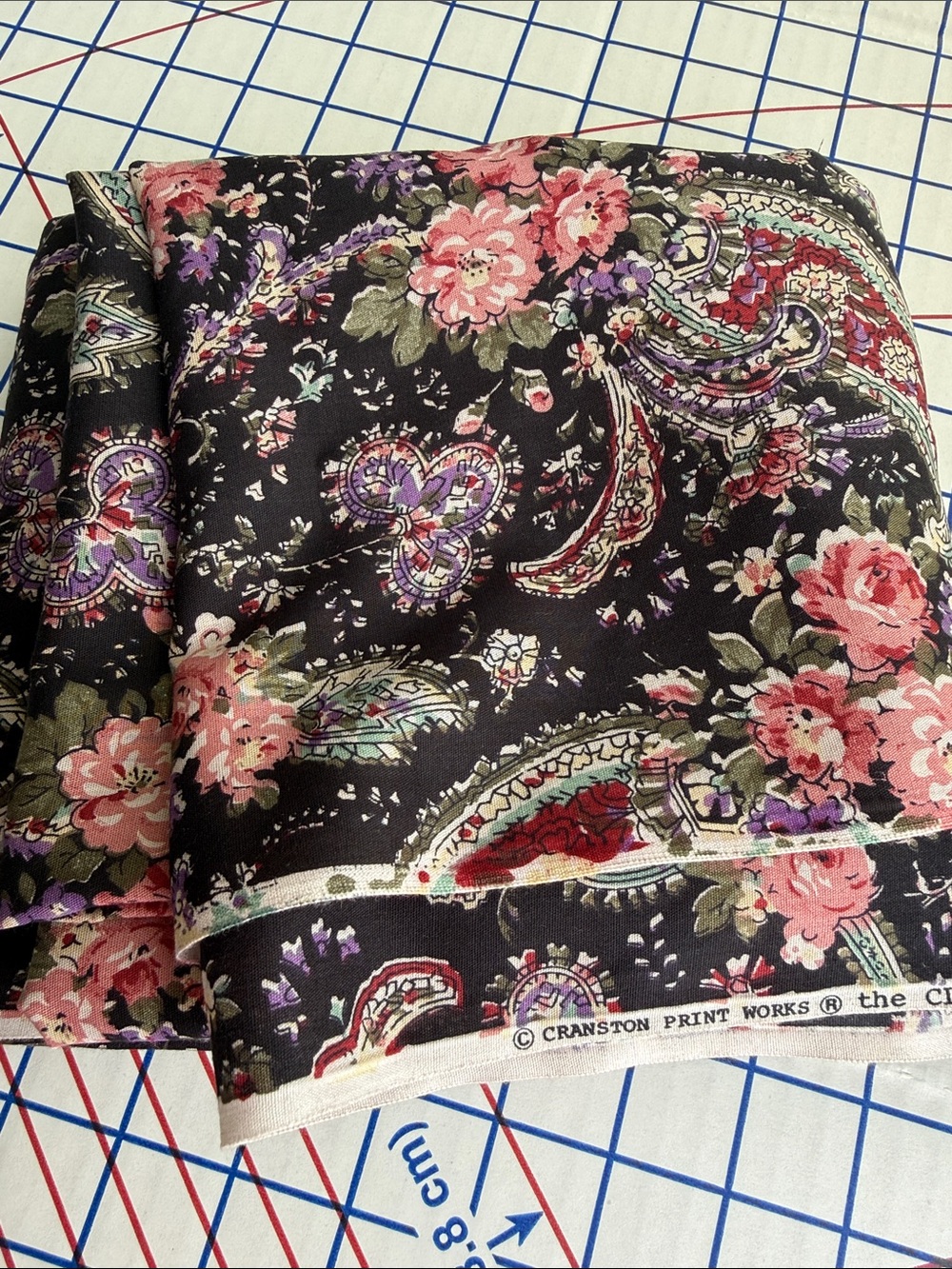 Vintage Cranston Print Works Paisley Floral Apparel Fabric 2 Yards x 58” Black